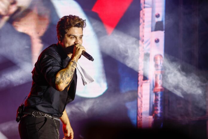 LUAN SANTANA EXPOINGÁ